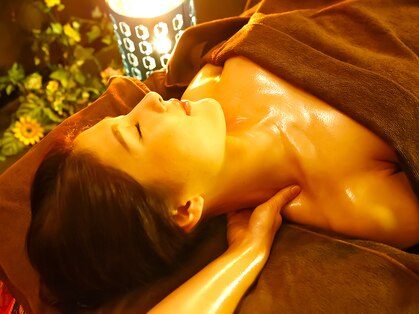 トータルボディサロンキュア　[Qa] 【快眠セラピー】≪セット75分コース≫アロマ+ヘッド
