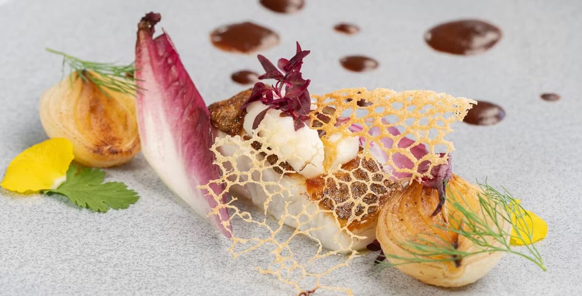 Bistro Plaisir 限定海鮮サラダとフォアグラ、三浦牛フィレステーキのコース