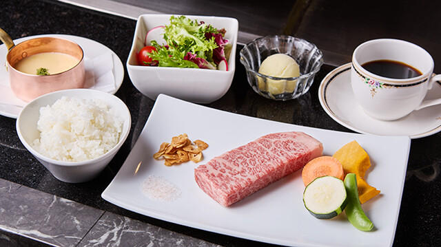 神戸牛すてーきはうす香西 (A4〜A5)特選黒毛和牛ロースステーキコース 全7品